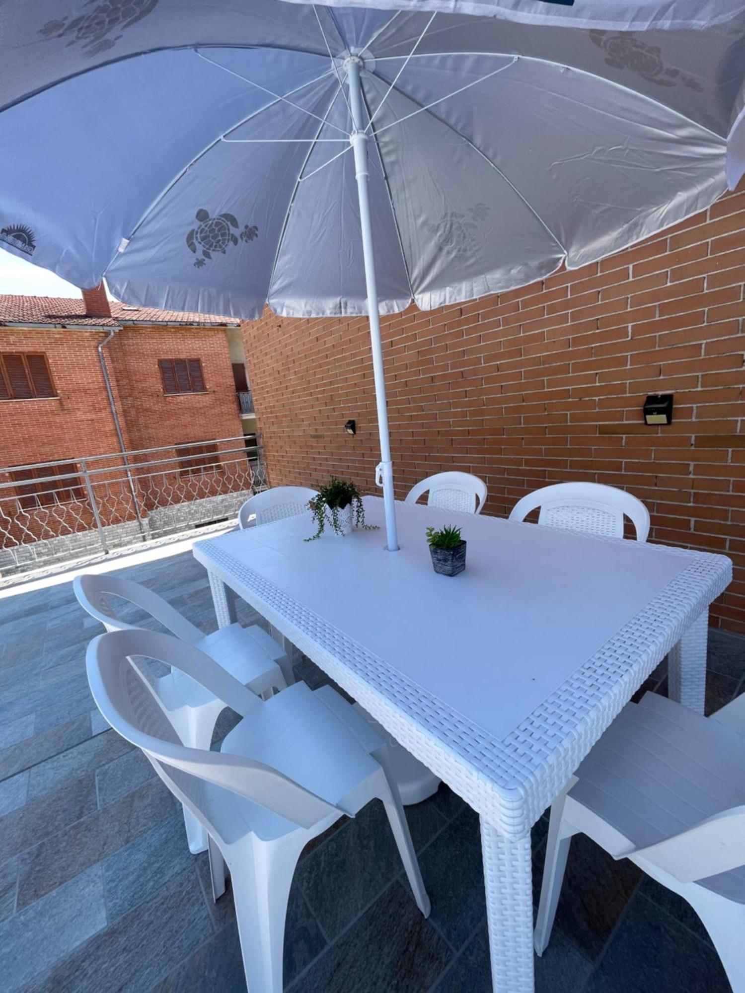 La Signora Dei Fiori Appartement Gubbio Buitenkant foto