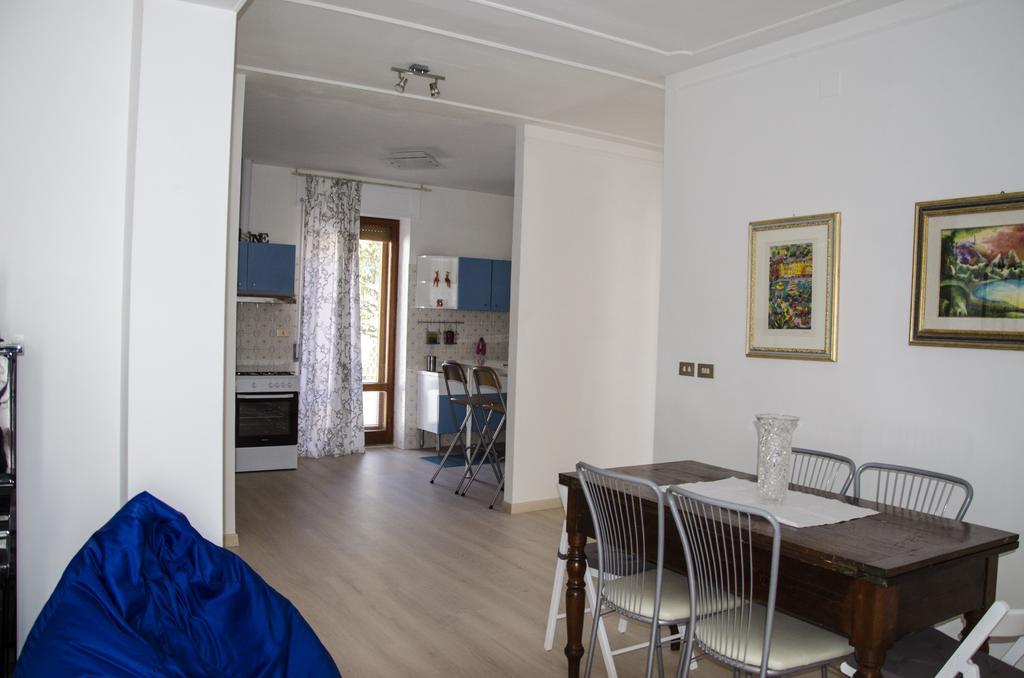 La Signora Dei Fiori Appartement Gubbio Buitenkant foto
